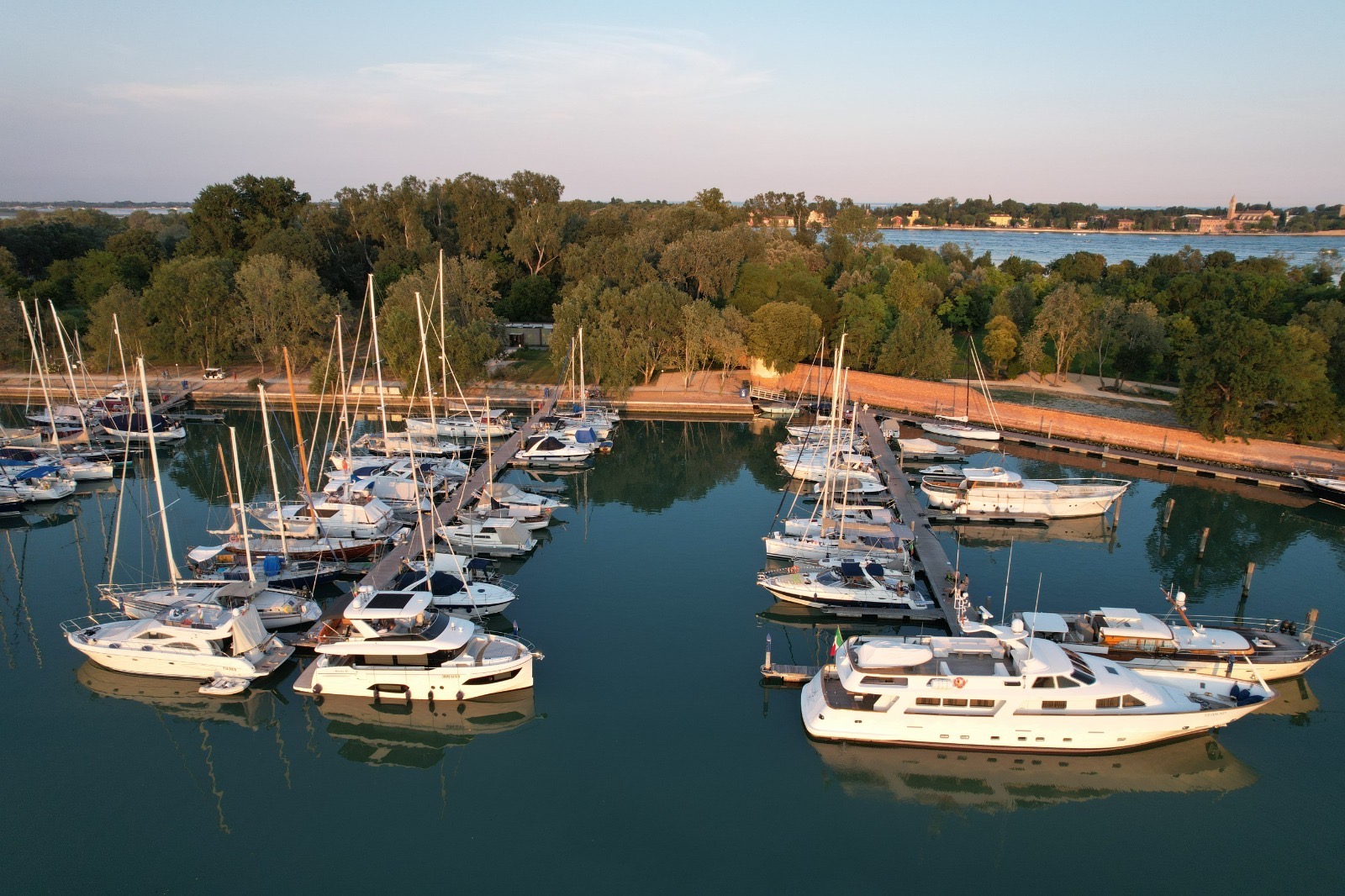 Venezia MArina Certosa